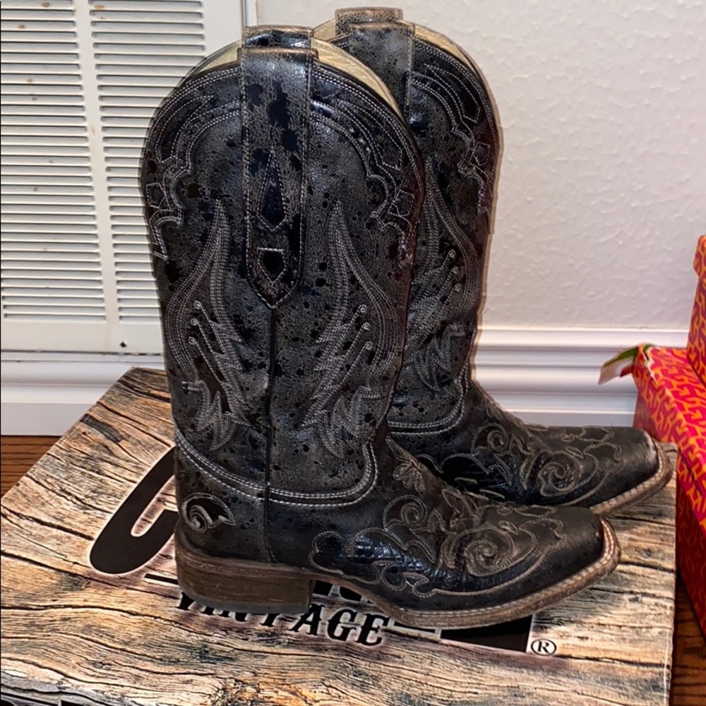 Corral vintage cowboy boots